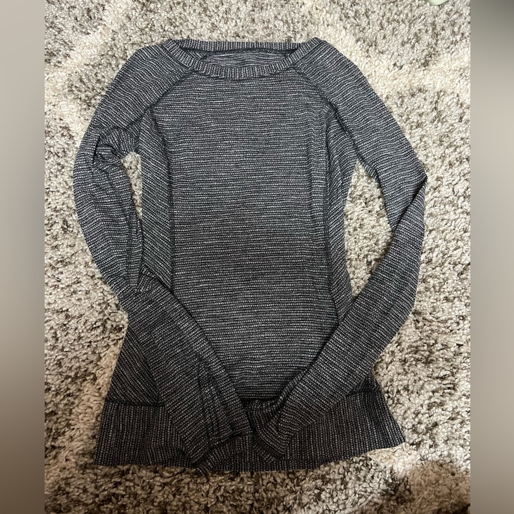 Lulu lemon knit swiftly top